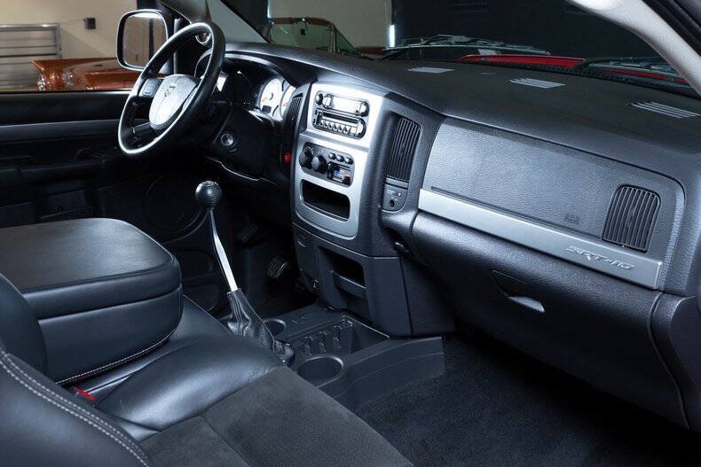 Used 2004 Dodge Ram 1500 Truck 2WD Regular Cab image 40