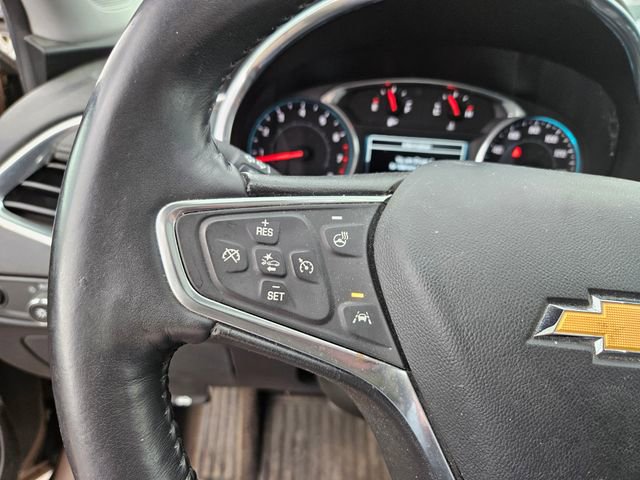 Used 2018 Chevrolet Malibu Premier w/ Premier Sun and Wheel Package image 17