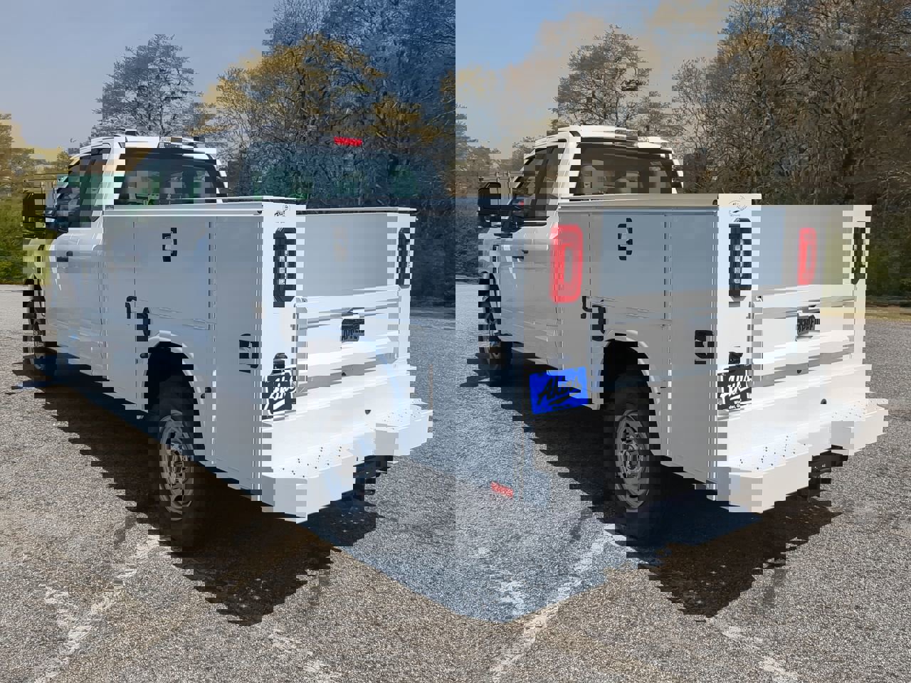 New 2026 Ford F250 XL w/ XL Chrome Package image 5