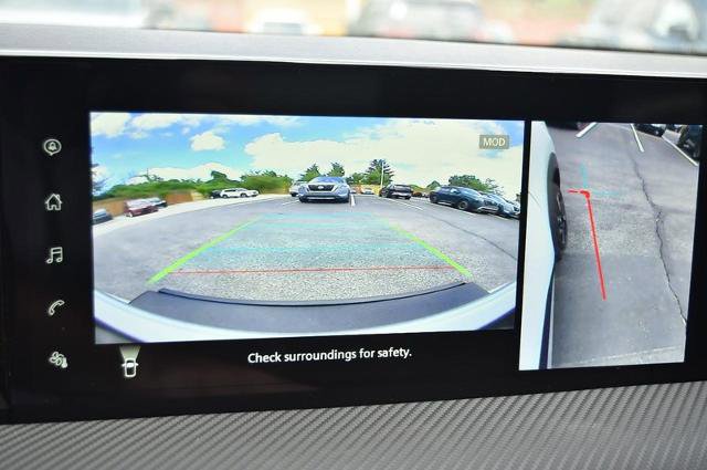 New 2025 Nissan Kicks SR image 16