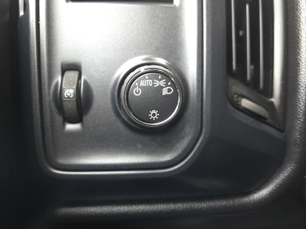 Used 2015 Chevrolet Silverado 2500 W/T RWD image 26
