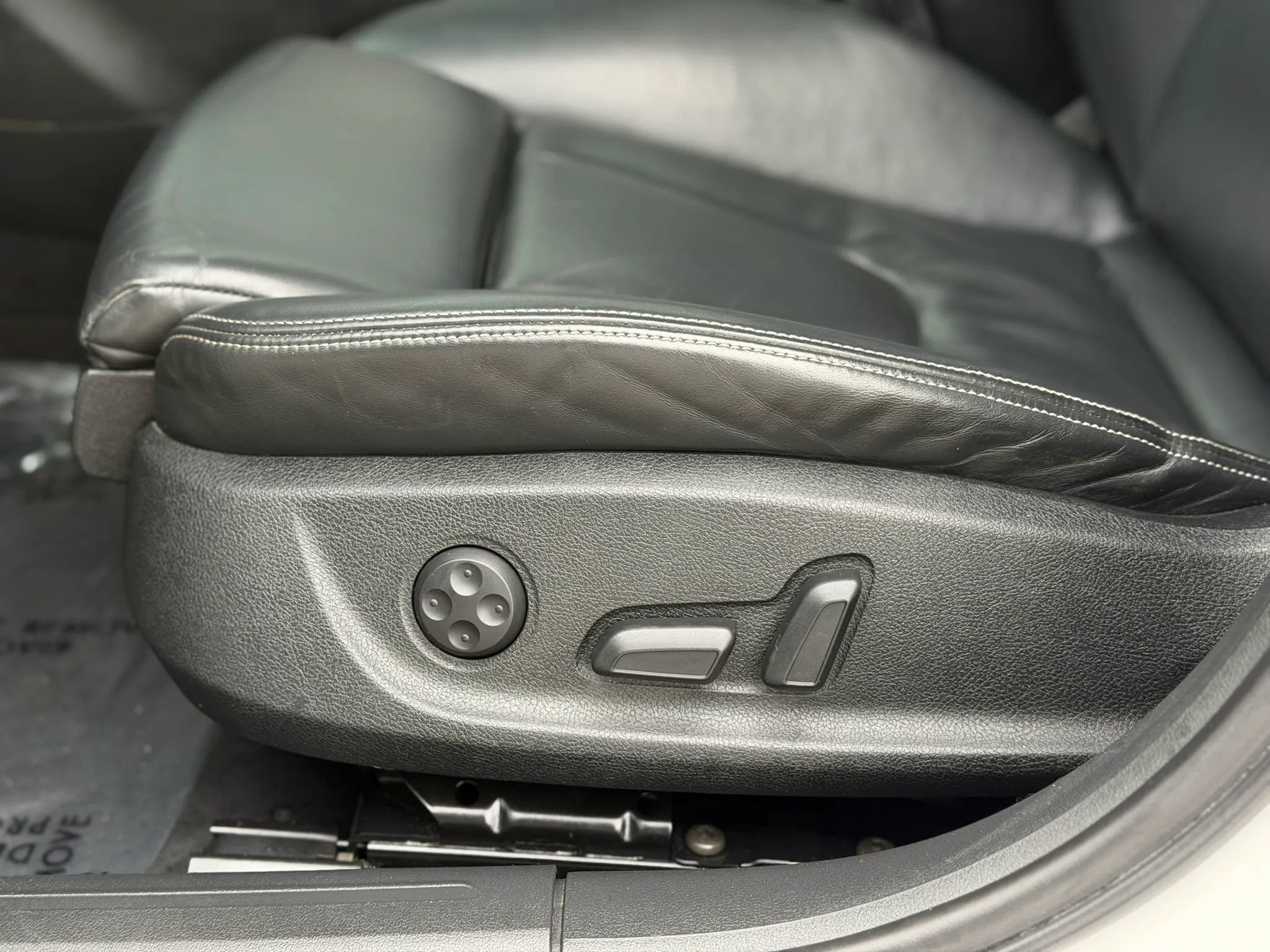 Used 2011 Audi S4 Prestige AWD/4WD image 28