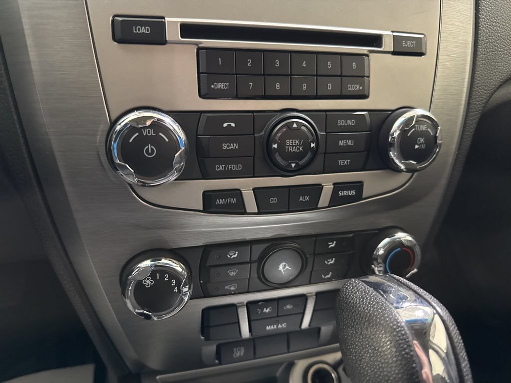 Used 2012 Ford Fusion SE FWD image 24