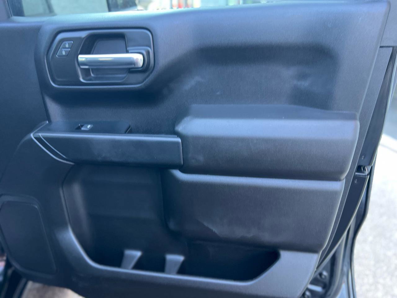 Used 2024 Chevrolet Silverado 1500 Custom image 16