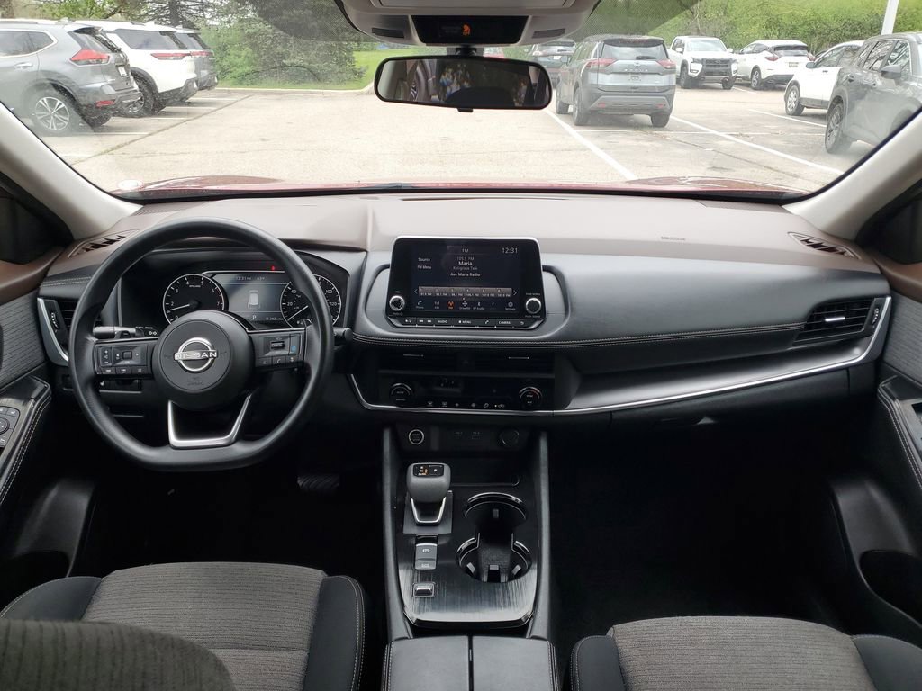 Used 2023 Nissan Rogue SV FWD image 22