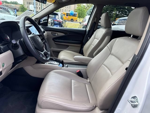 Used 2022 Honda Pilot Touring image 4