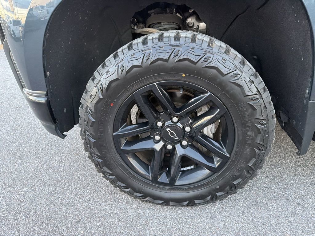 Used 2019 Chevrolet Silverado 1500 LT Trail Boss image 11