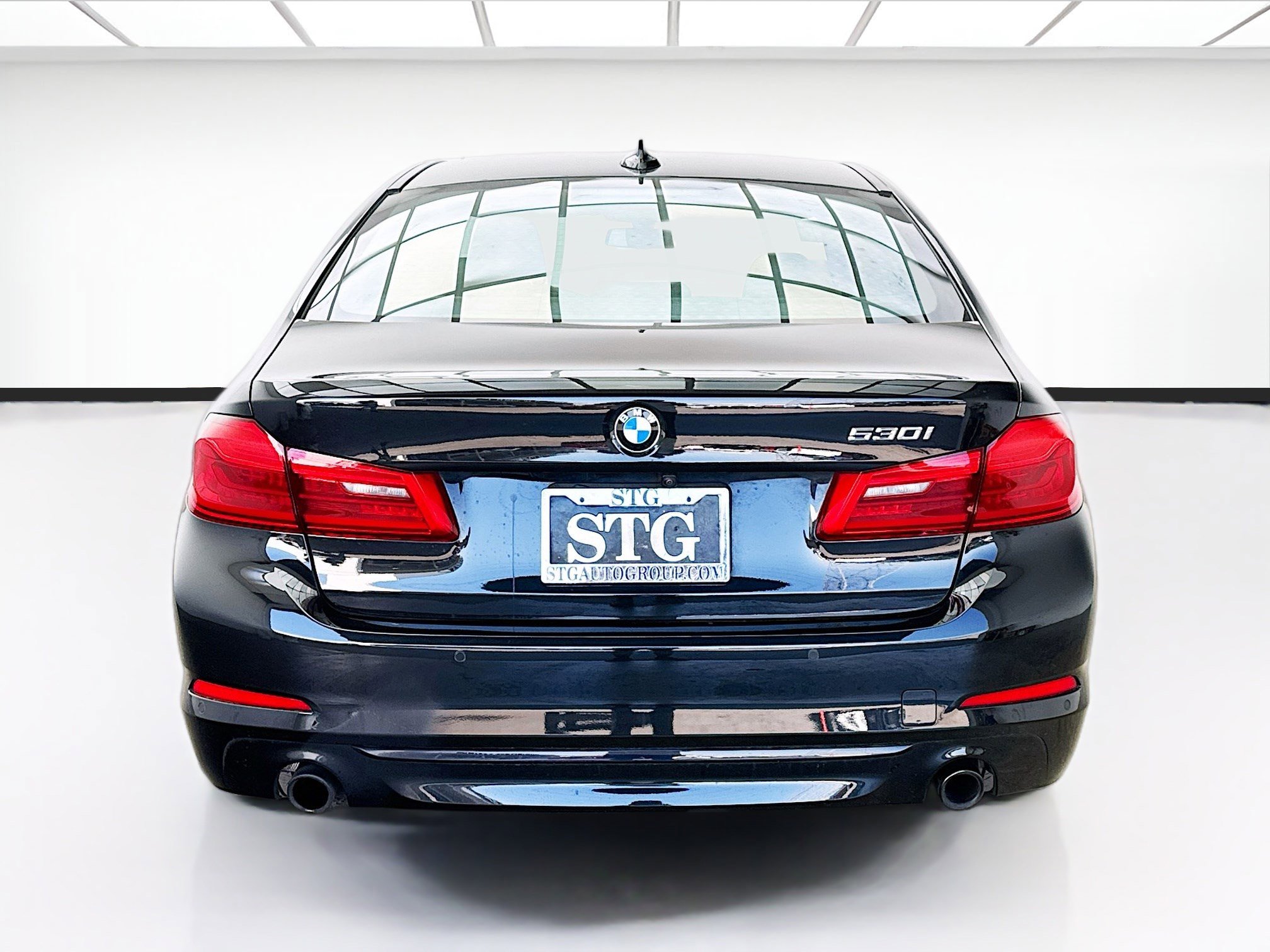 Used 2019 BMW 530i w/ Convenience Package RWD image 5