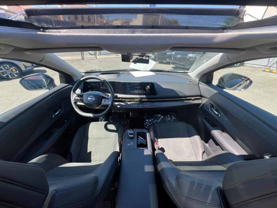 Used 2025 Nissan Ariya FWD image 22