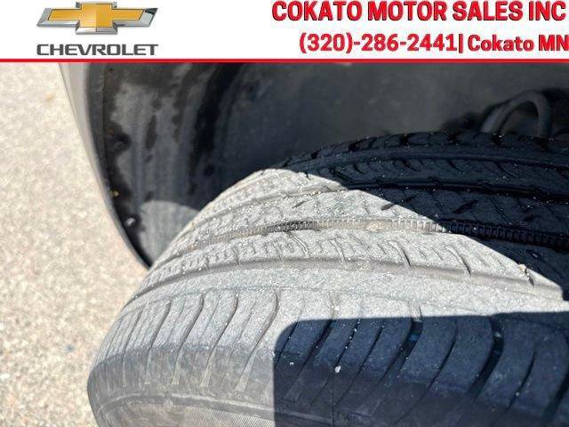 Used 2025 Chevrolet TrailBlazer LT AWD/4WD image 9