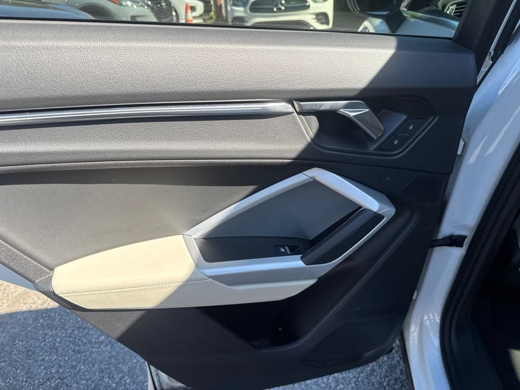 Used 2022 Audi Q3 2.0T Premium Plus AWD/4WD image 29