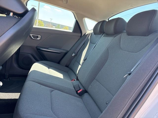 Used 2025 Kia K4 FWD image 13