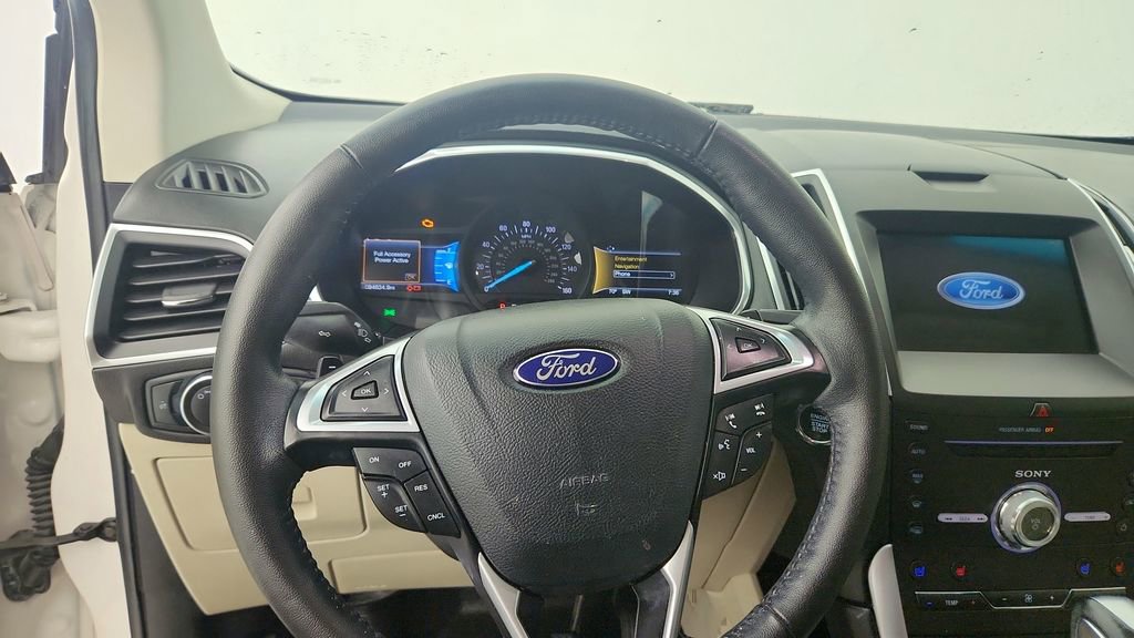 Used 2017 Ford Edge Titanium w/ Equipment Group 301A FWD image 17