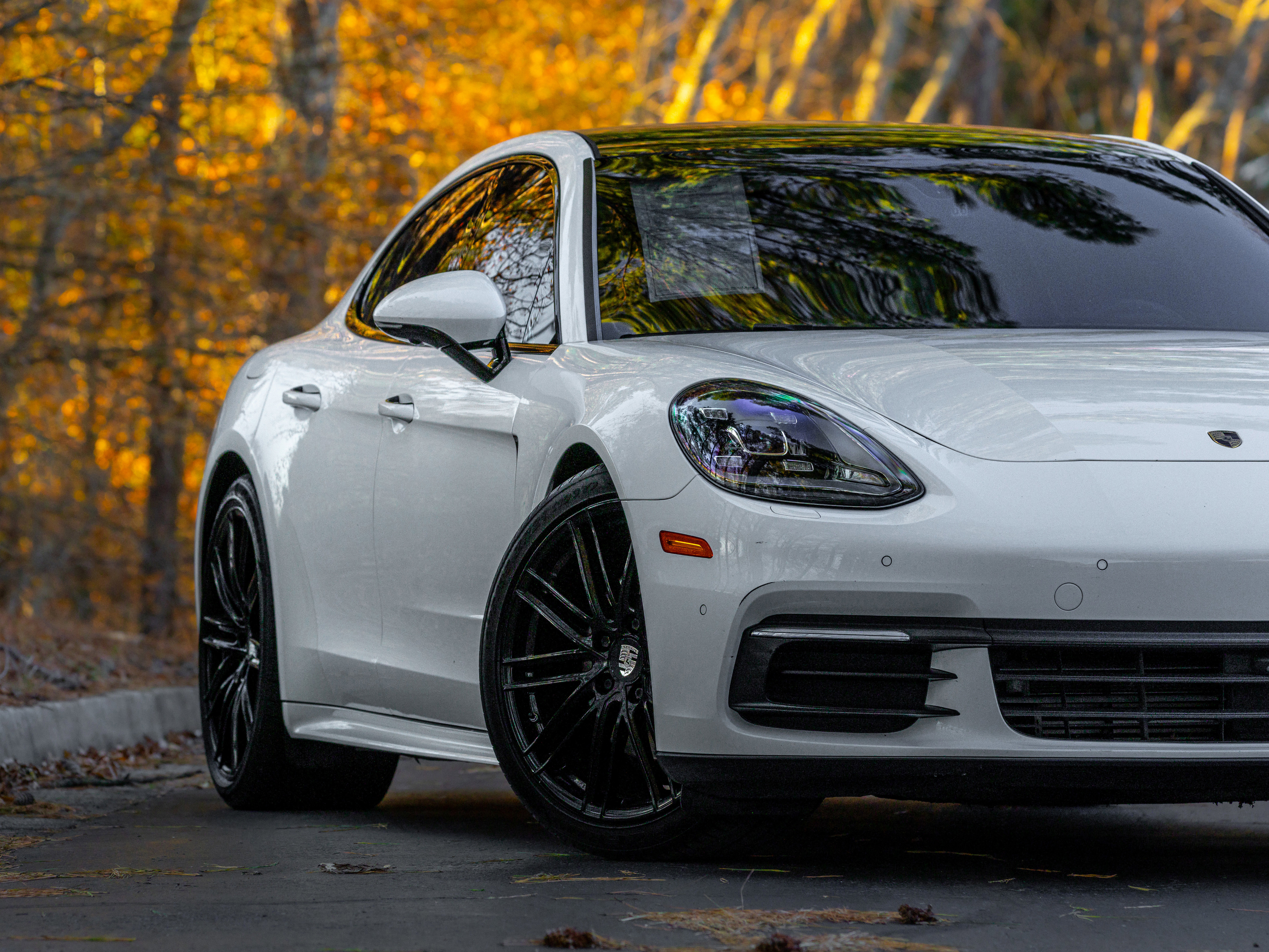 Used 2017 Porsche Panamera image 27