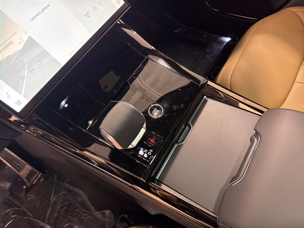 New 2026 Land Rover Range Rover Sport Dynamic SE image 17