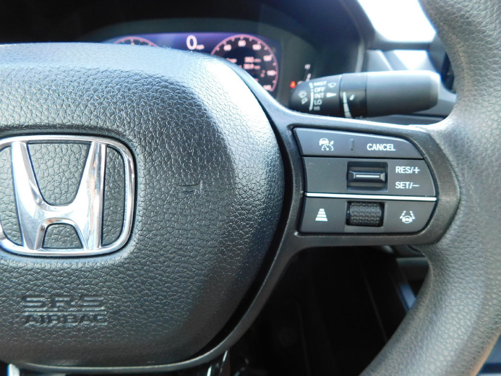 Used 2025 Honda Accord SE image 25