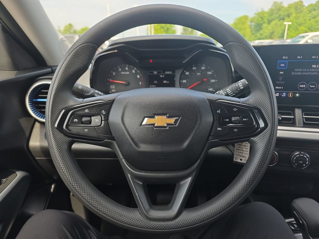 Used 2024 Chevrolet Trax LS w/ Driver Confidence Package FWD image 25