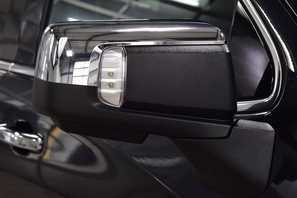 Used 2024 GMC Sierra 1500 Denali image 18