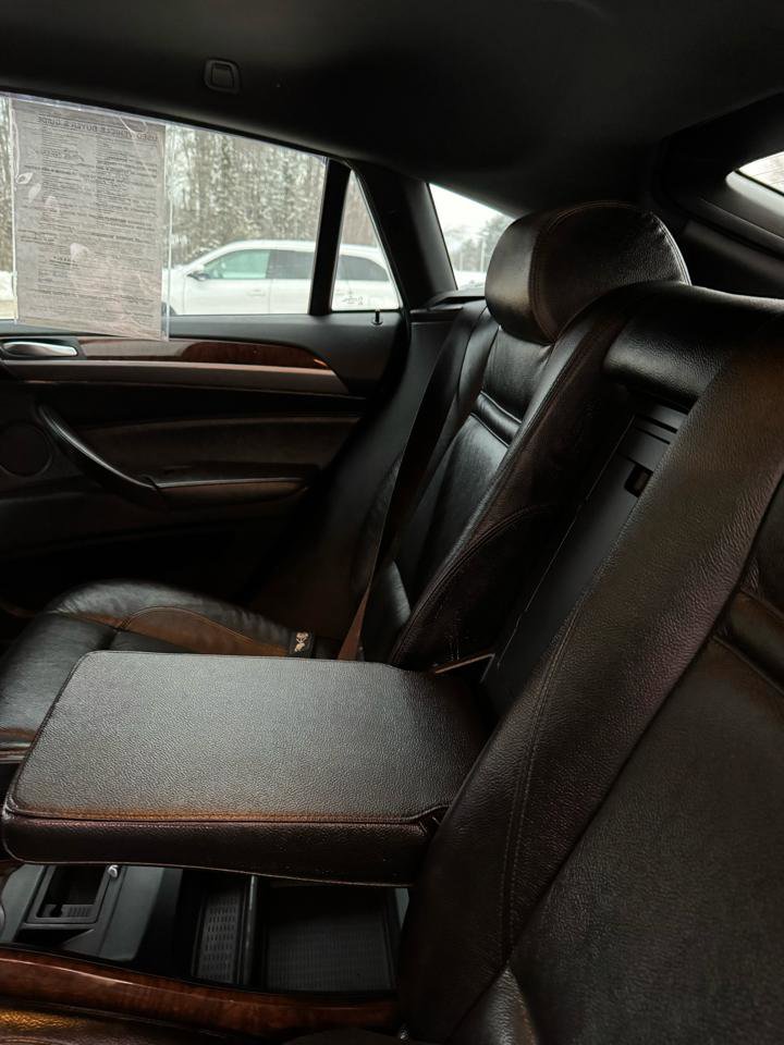 Used 2010 BMW X6 xDrive50i image 18