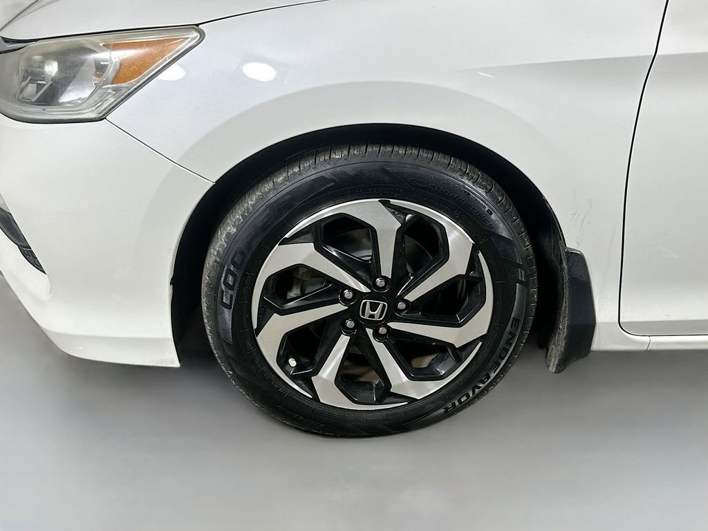 Used 2017 Honda Accord EX-L image 8