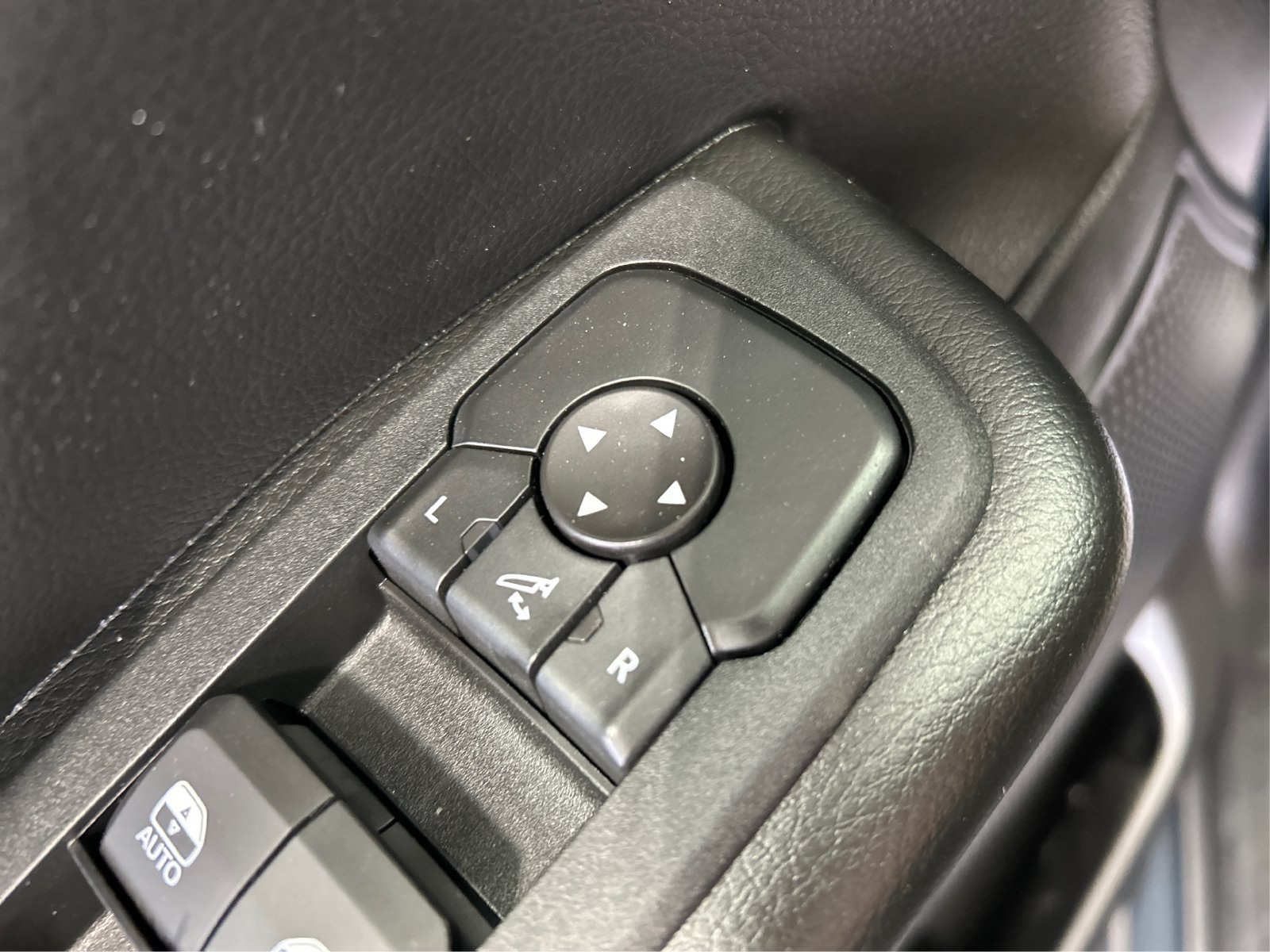 New 2026 RAM 1500 Big Horn AWD/4WD image 30