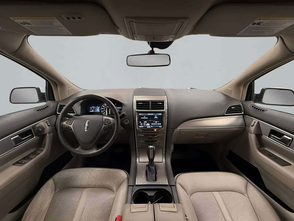 Used 2012 Lincoln MKX AWD image 17