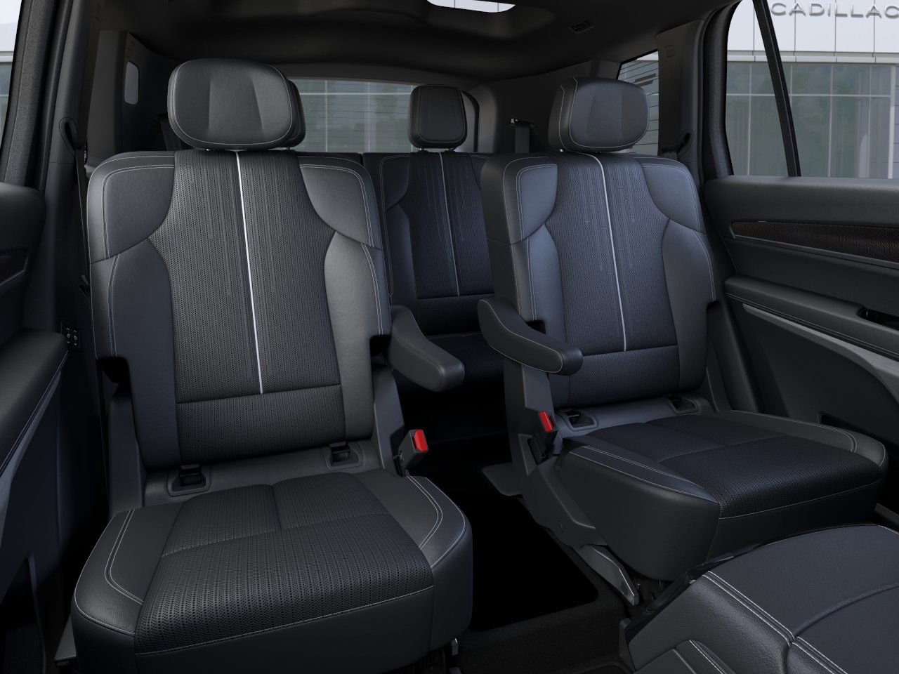 New 2026 Cadillac Vistiq Luxury image 17