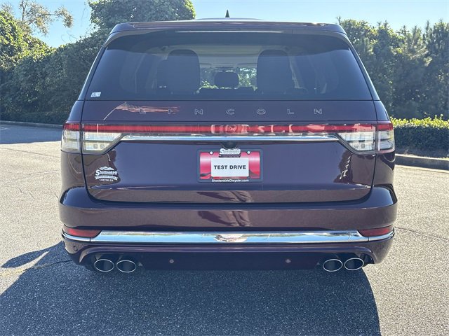 Used 2022 Lincoln Aviator Black Label w/ Dynamic Handling Package image 6