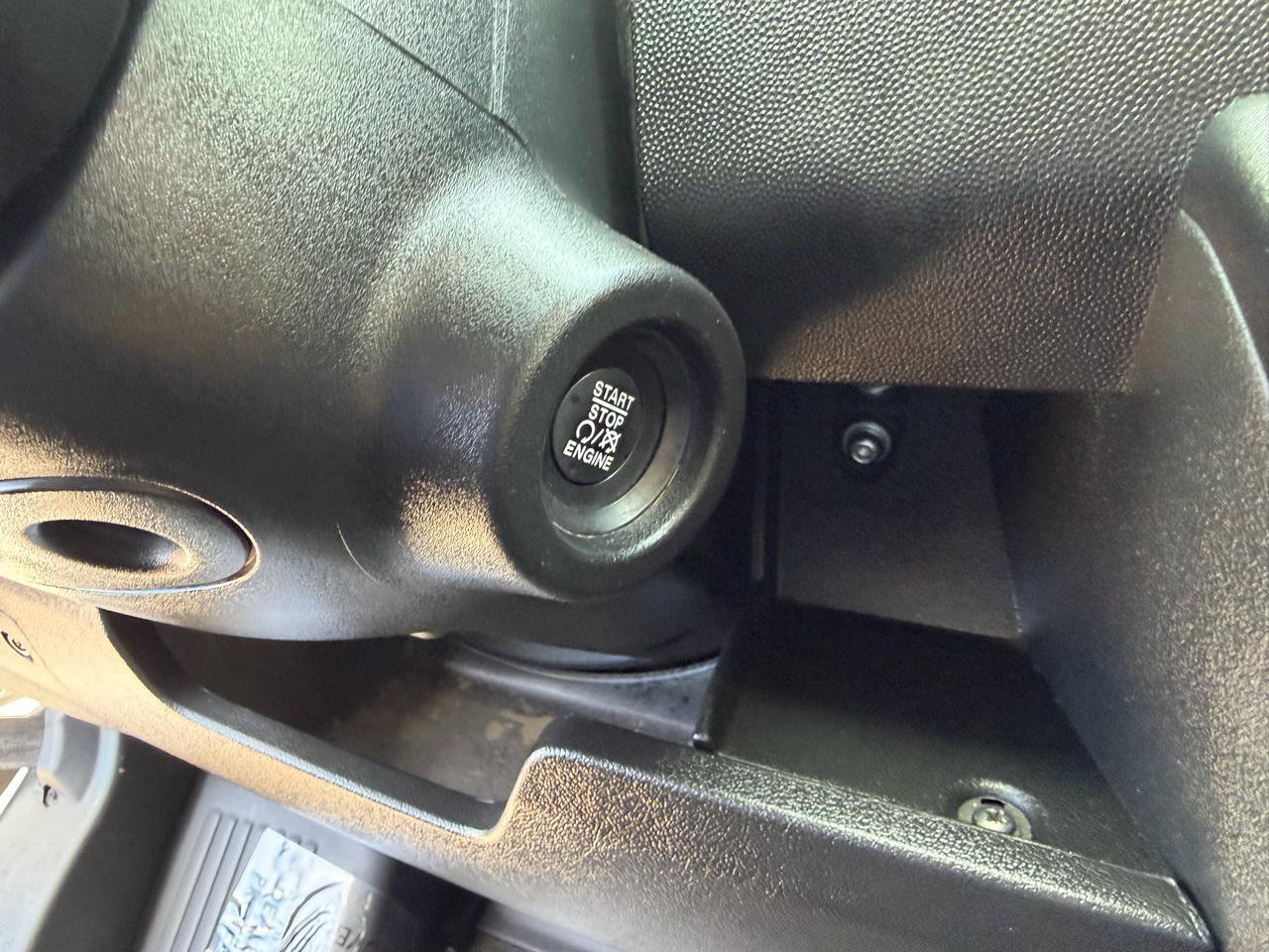 Used 2024 RAM ProMaster 2500 w/ Convenience Group FWD image 20