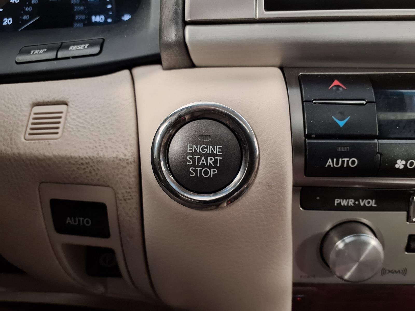 Used 2015 Lexus LS 460 AWD w/ Comfort Package image 13