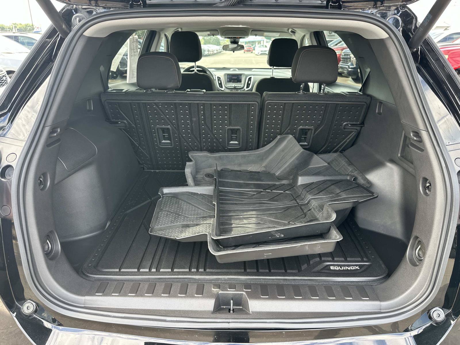 Certified 2024 Chevrolet Equinox LT w/ LPO, Floor Liner Package FWD image 9