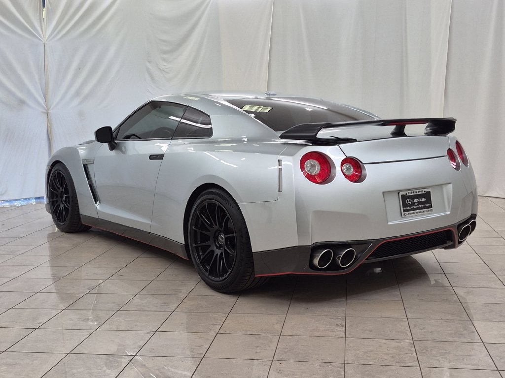Used 2009 Nissan GT-R Premium AWD/4WD image 6