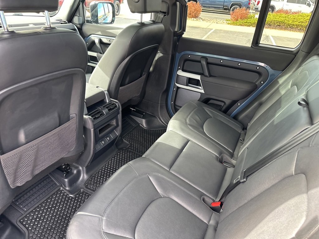 Used 2023 Land Rover Defender 110 S image 20