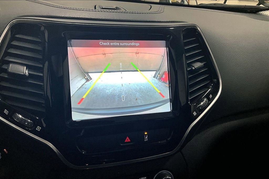 Used 2022 Jeep Cherokee Limited image 14