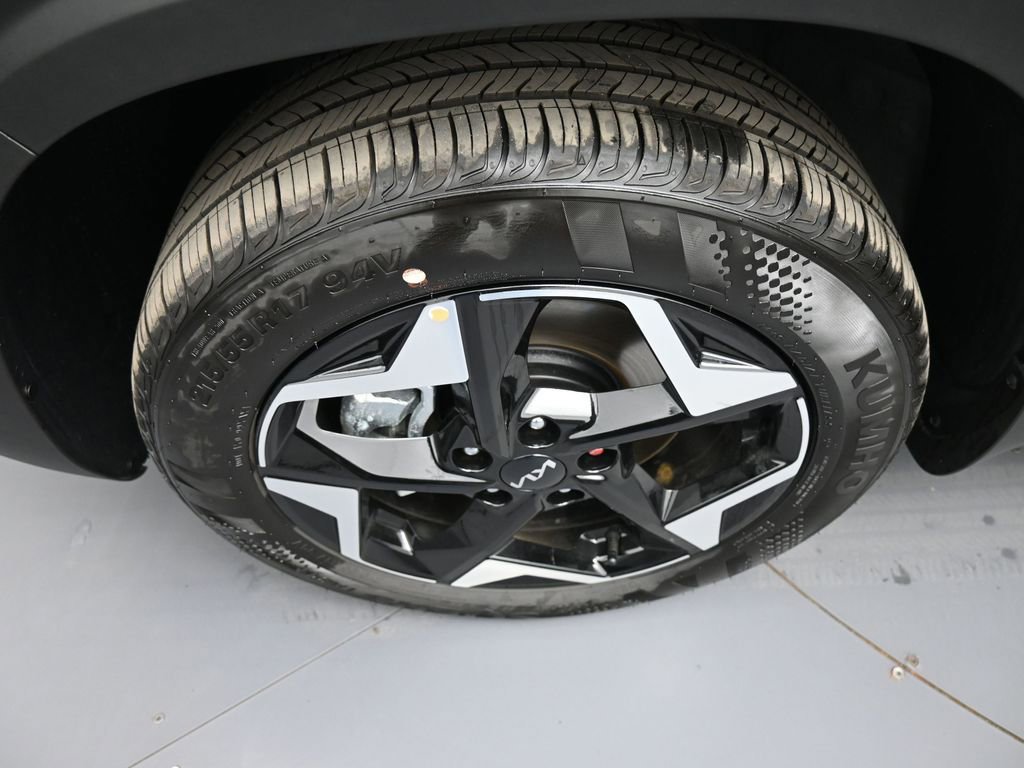 New 2025 Kia Seltos S image 14