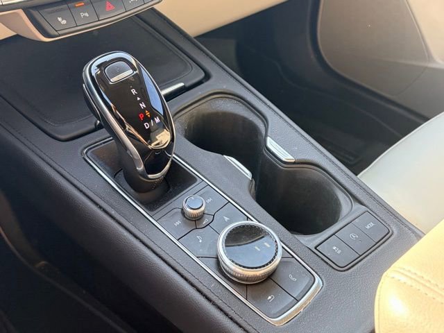 Used 2022 Cadillac XT4 Luxury w/ Cold Weather Package image 10