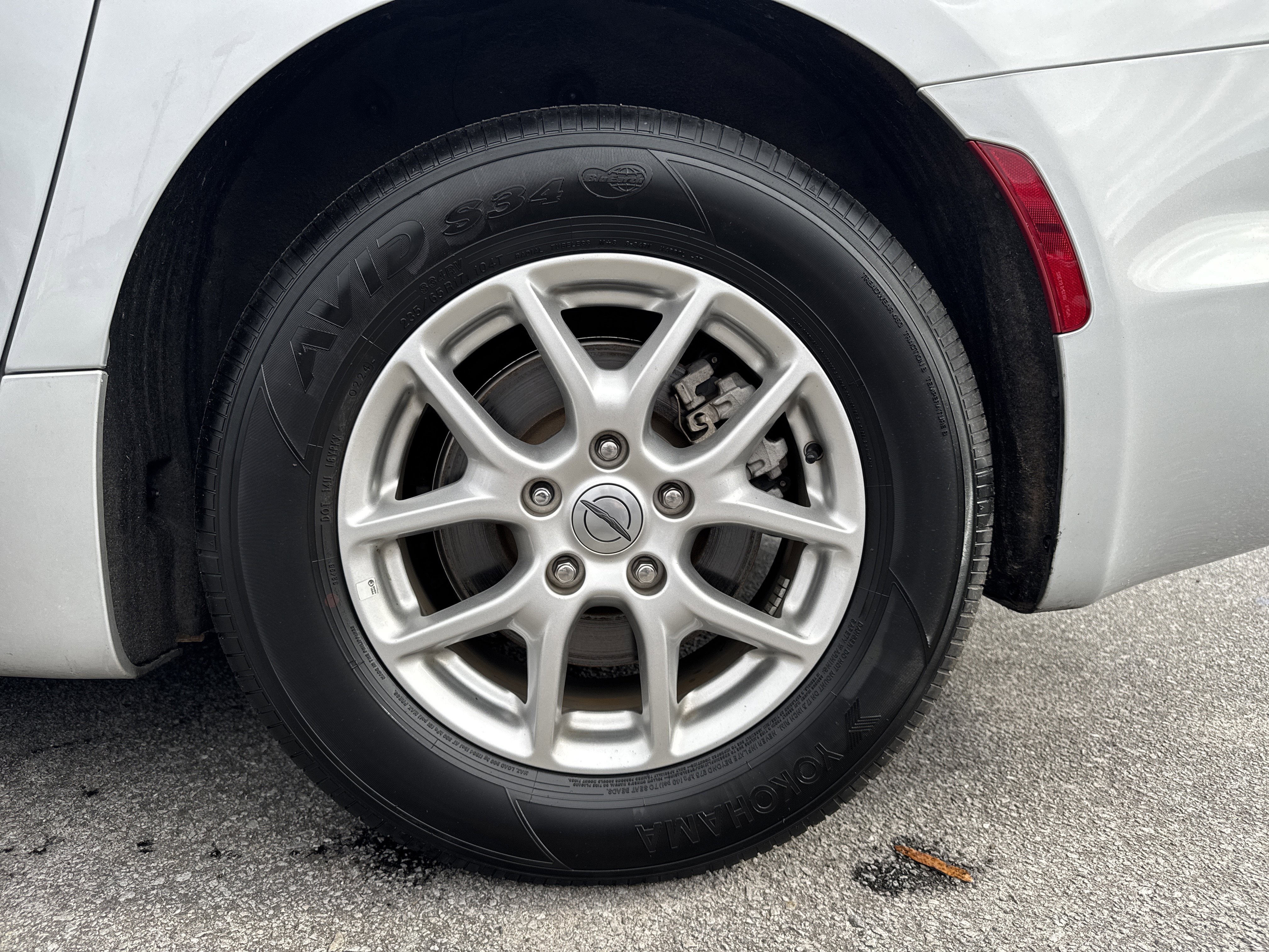 Used 2024 Chrysler Pacifica Touring-L image 20