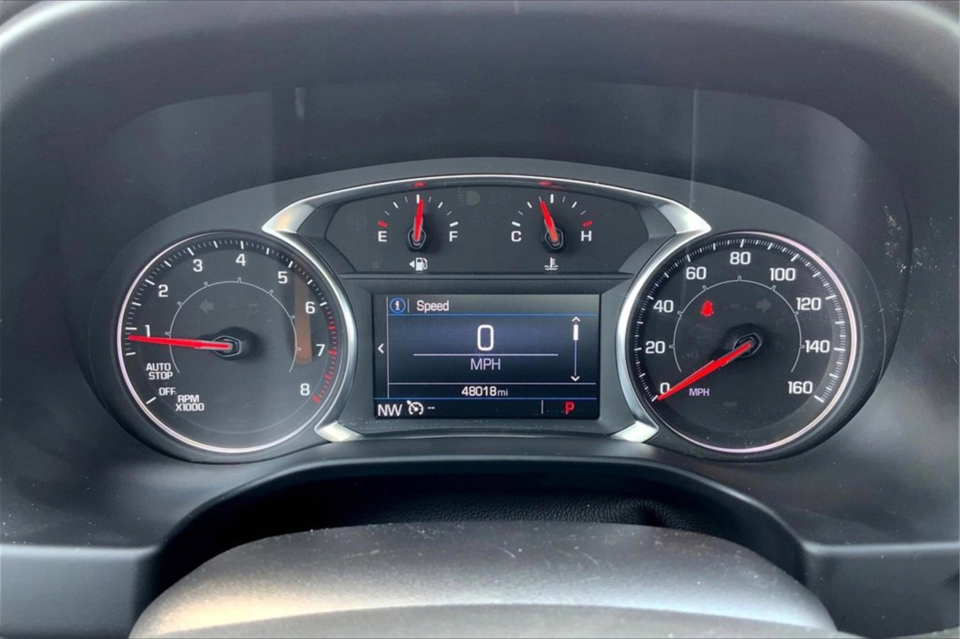 Used 2023 GMC Acadia SLE image 18