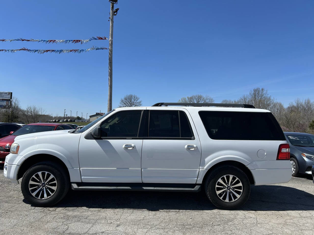 Used 2015 Ford Expedition EL XLT w/ Equipment Group 201A image 4