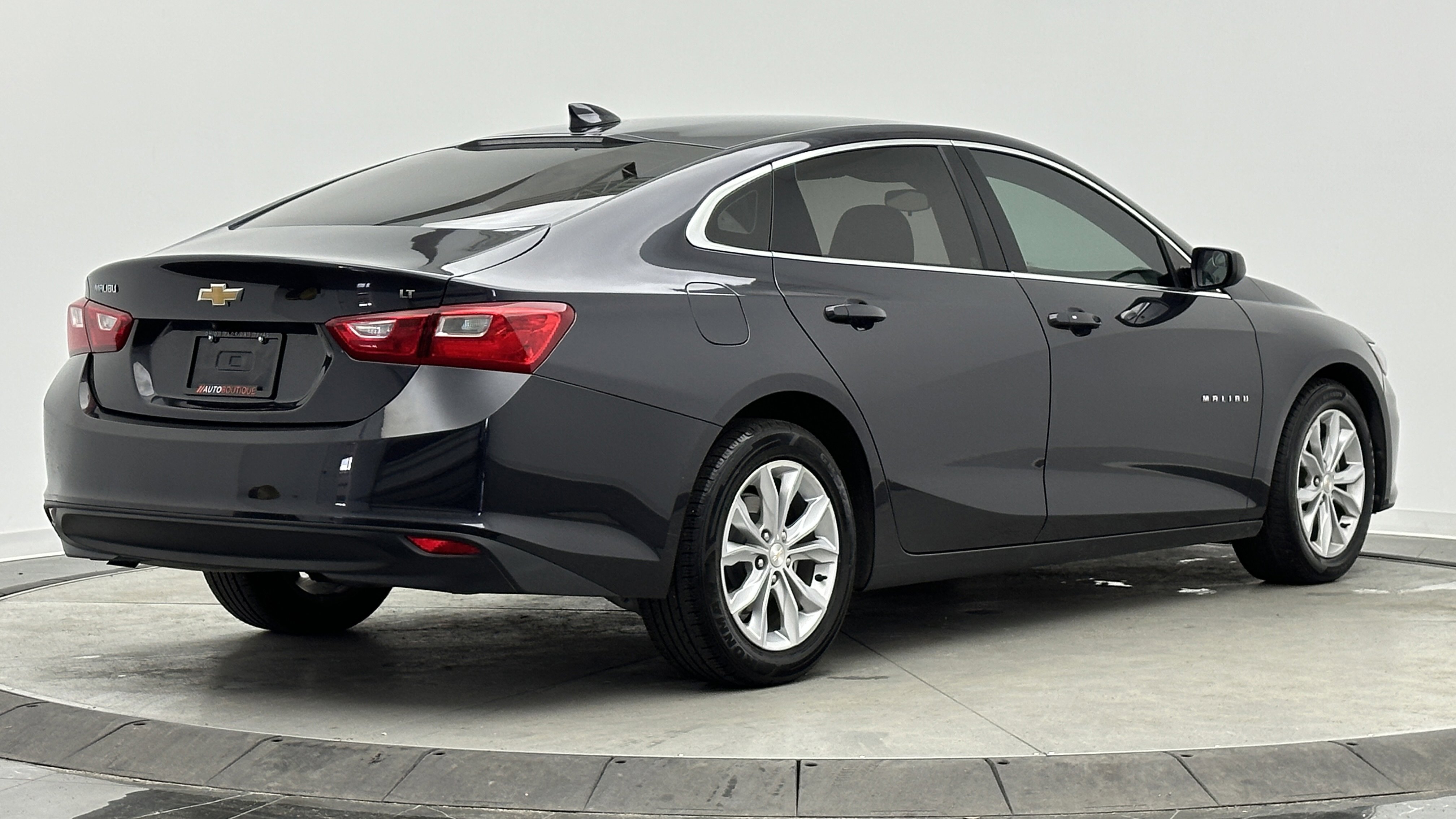 Used 2023 Chevrolet Malibu LT image 7
