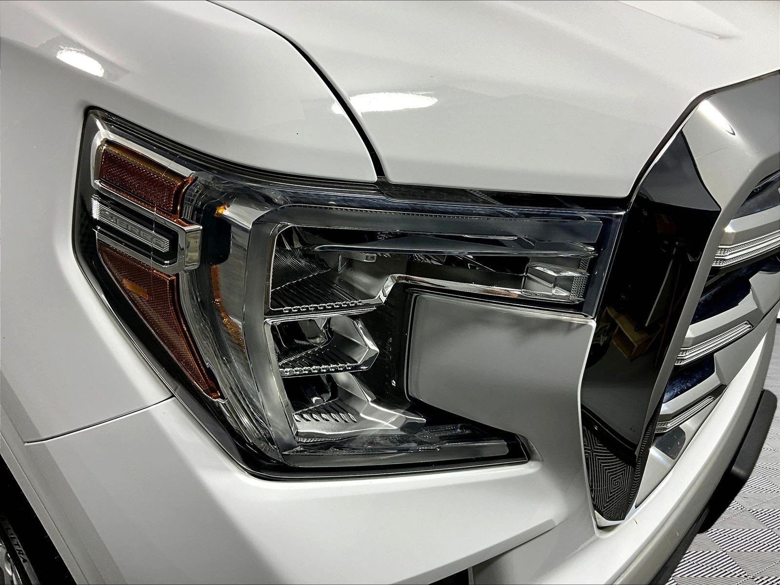 Used 2020 GMC Sierra 1500 SLE w/ SLE Value Package RWD image 32