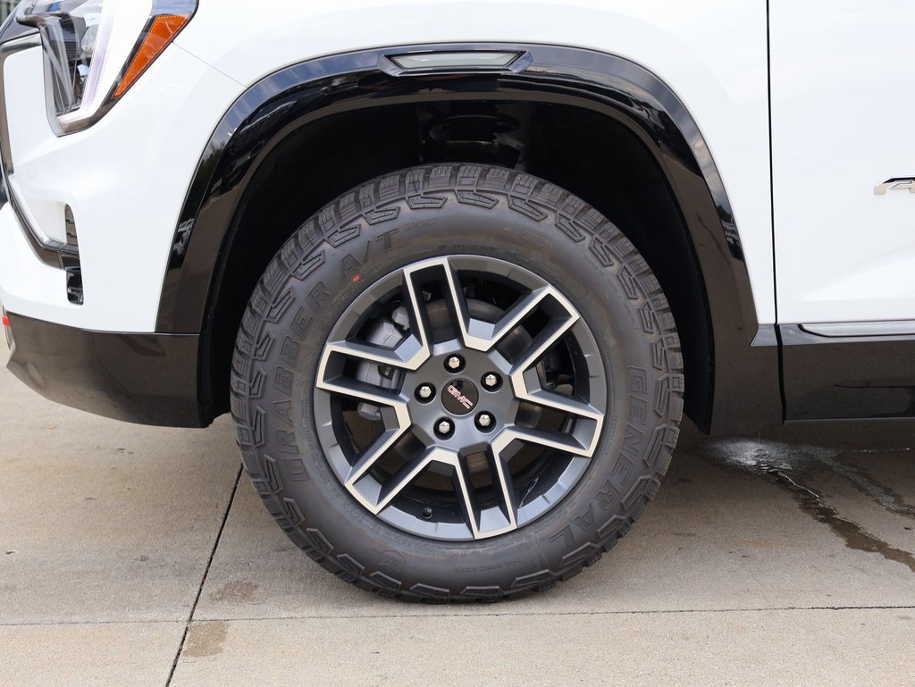 New 2026 GMC Terrain AT4 w/ Technology Package II image 38