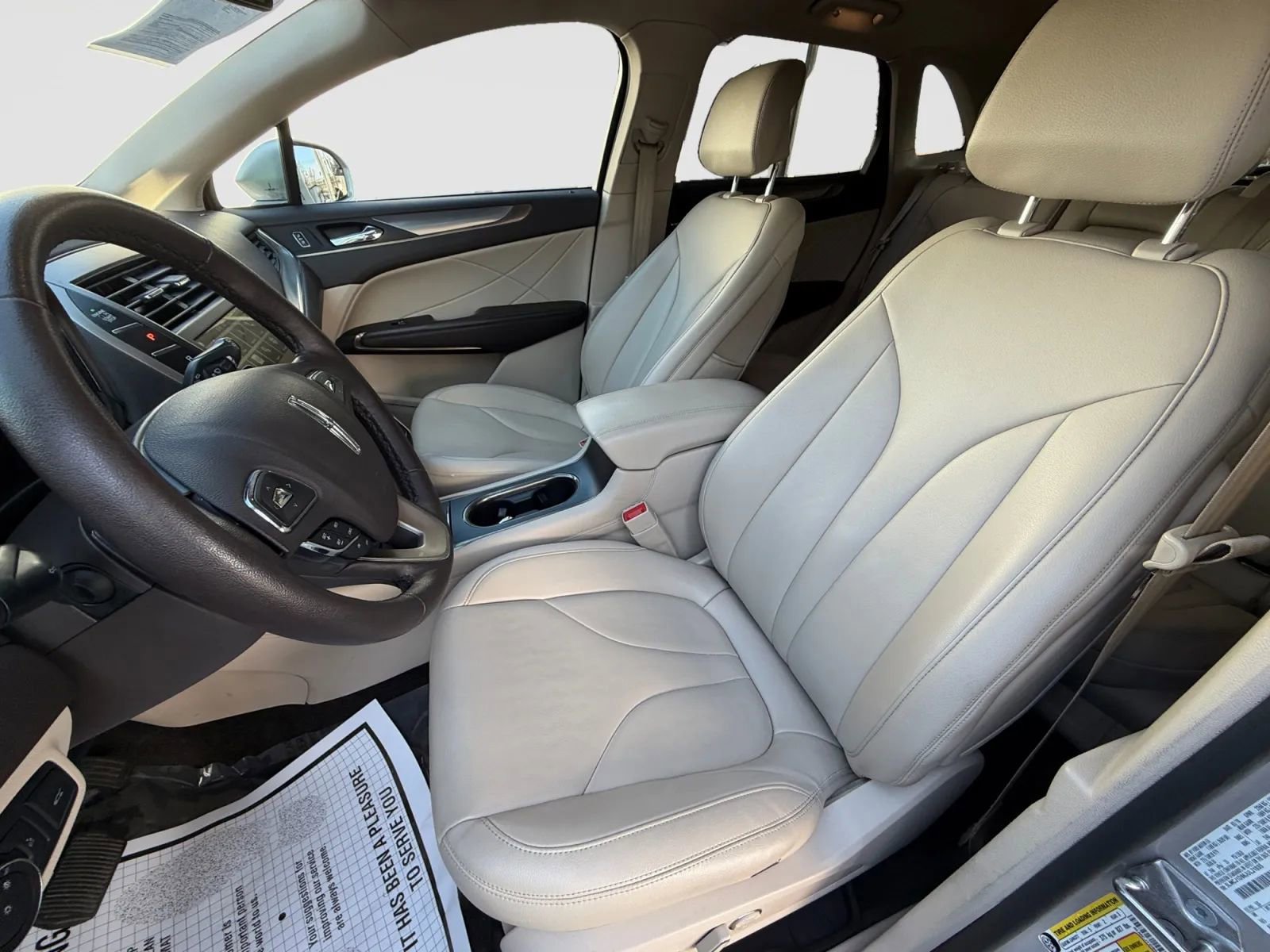 Used 2018 Lincoln MKC Premiere image 11