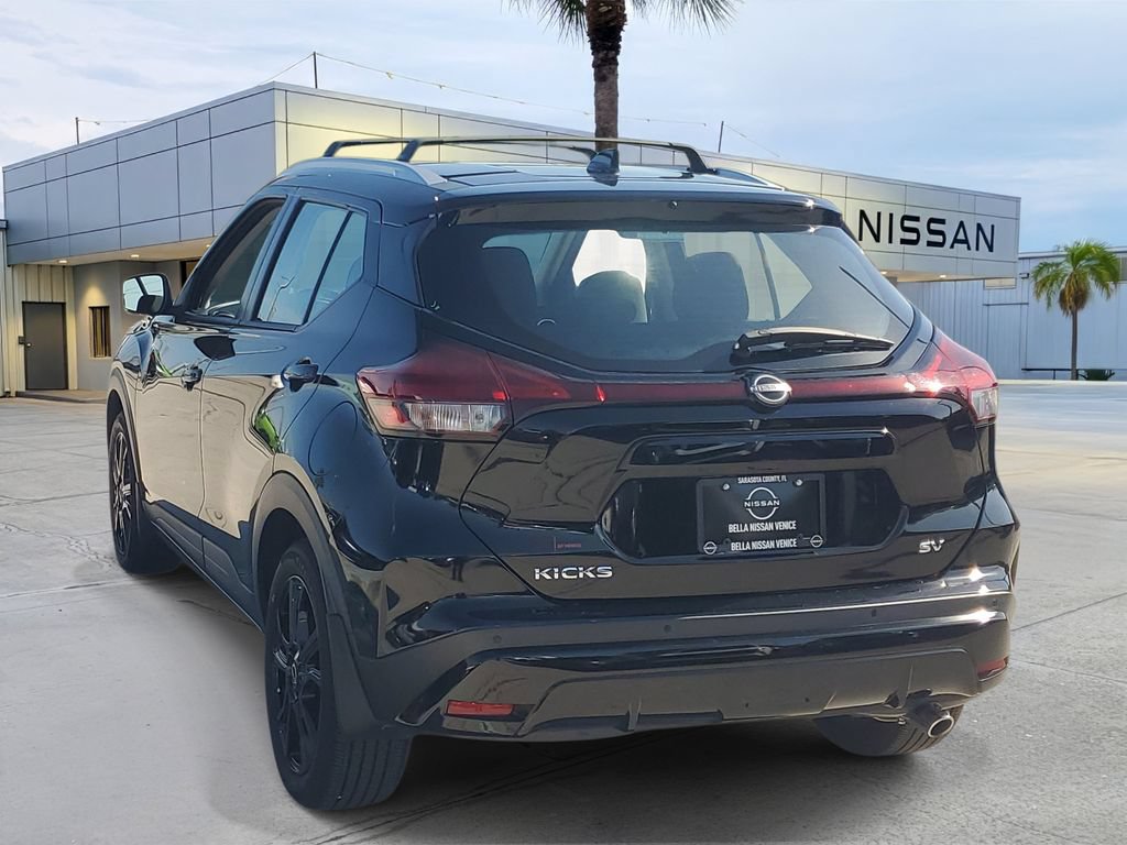 Used 2024 Nissan Kicks SV w/ Exterior Package FWD image 4