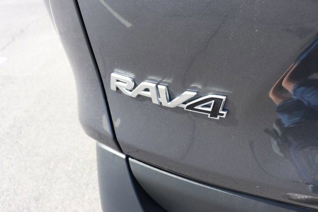 Used 2025 Toyota RAV4 XLE image 6