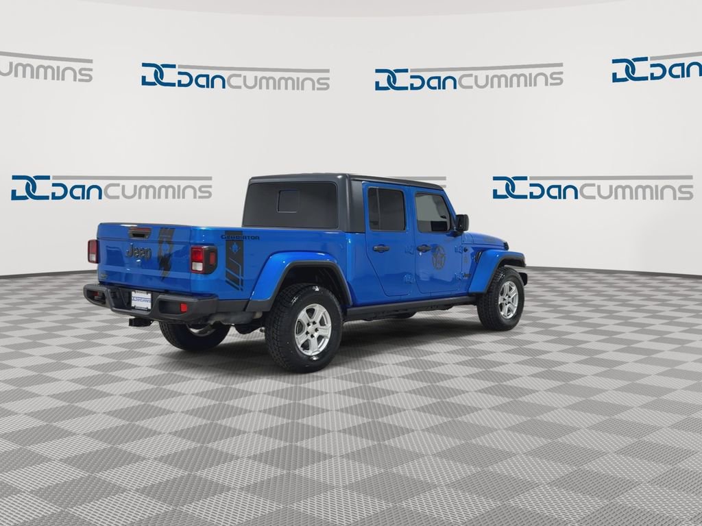 Used 2021 Jeep Gladiator Willys image 8