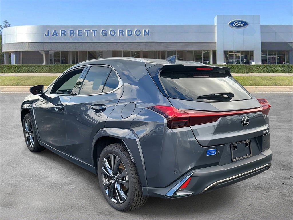 Used 2022 Lexus UX 200 F Sport image 3