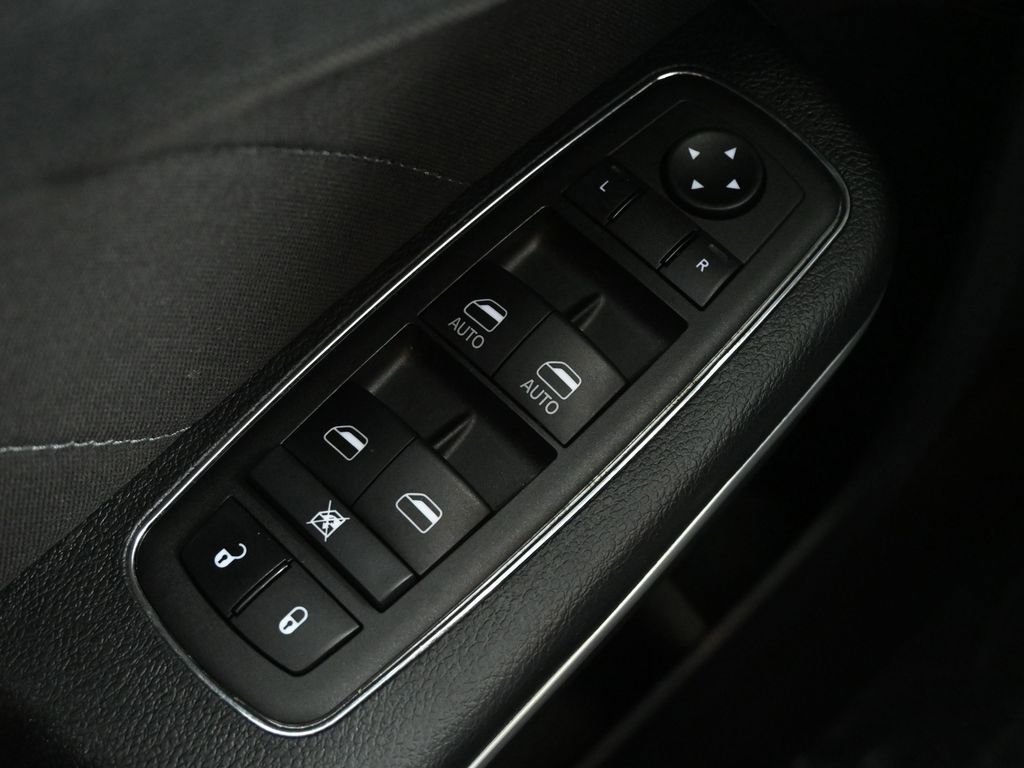 Used 2023 Dodge Charger SXT image 20