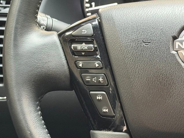 Used 2022 Nissan Armada SL w/ Captain's Chairs Package image 18