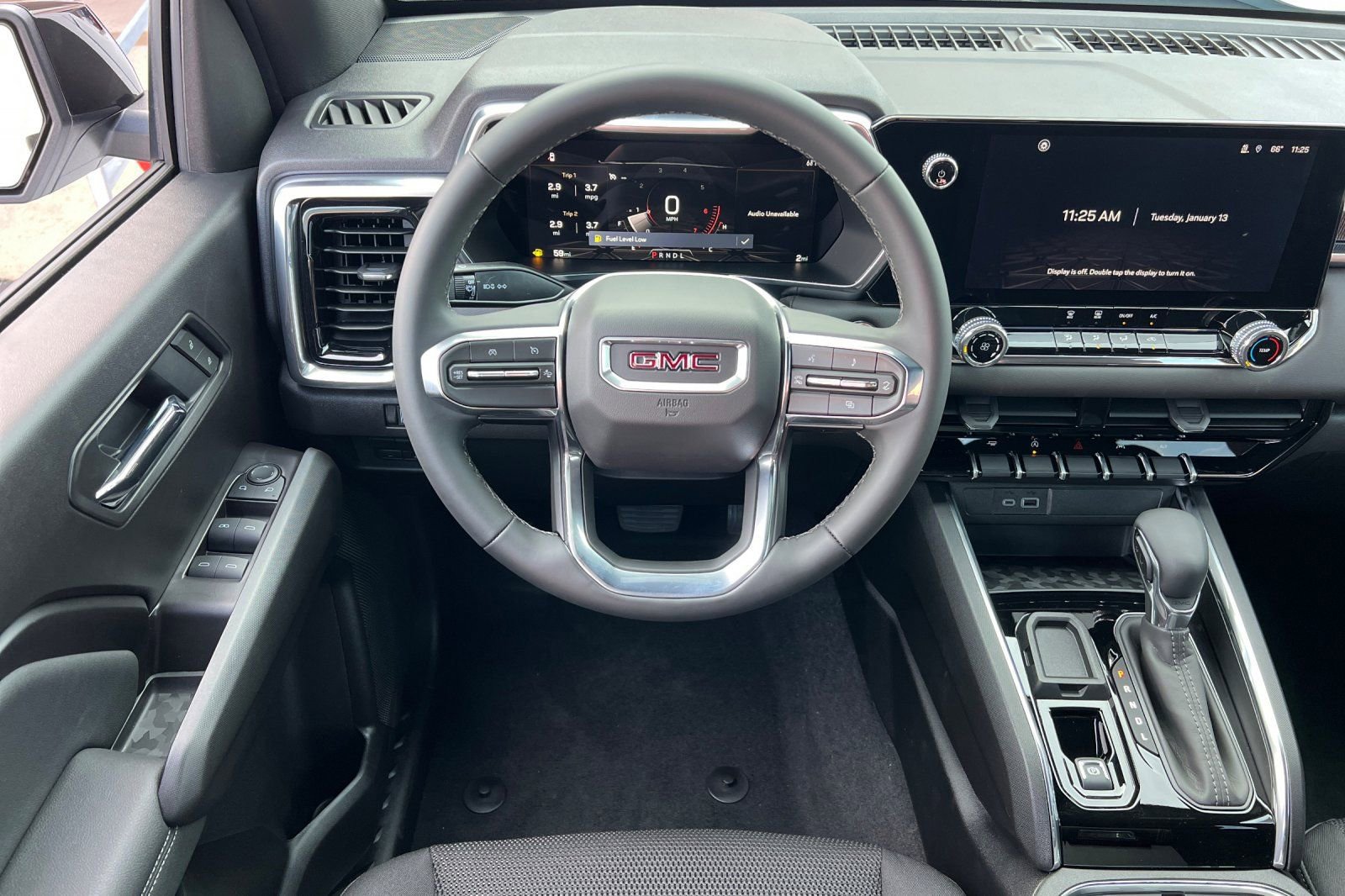 New 2026 GMC Canyon Elevation image 13